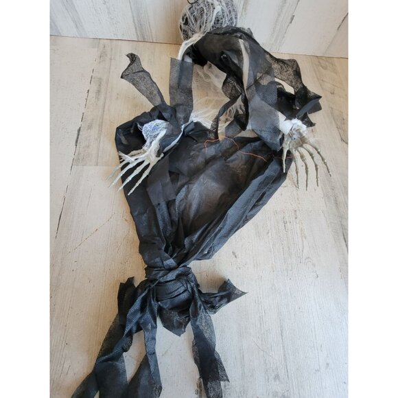 Skeleton AS IS Grim reaper hanging Halloween home decor prop - Picture 8 of 9